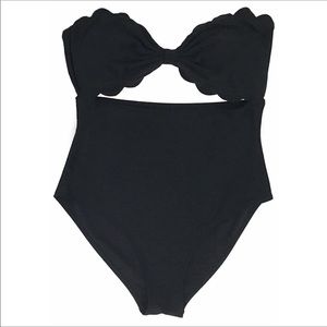 Cupshe Scallop-hem One Piece